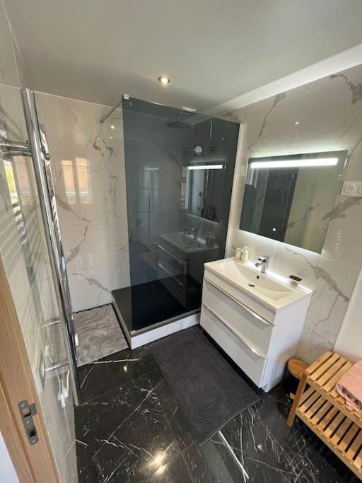 Apartment 4 Personnes Proche Paris Tour Eiffel Meudon